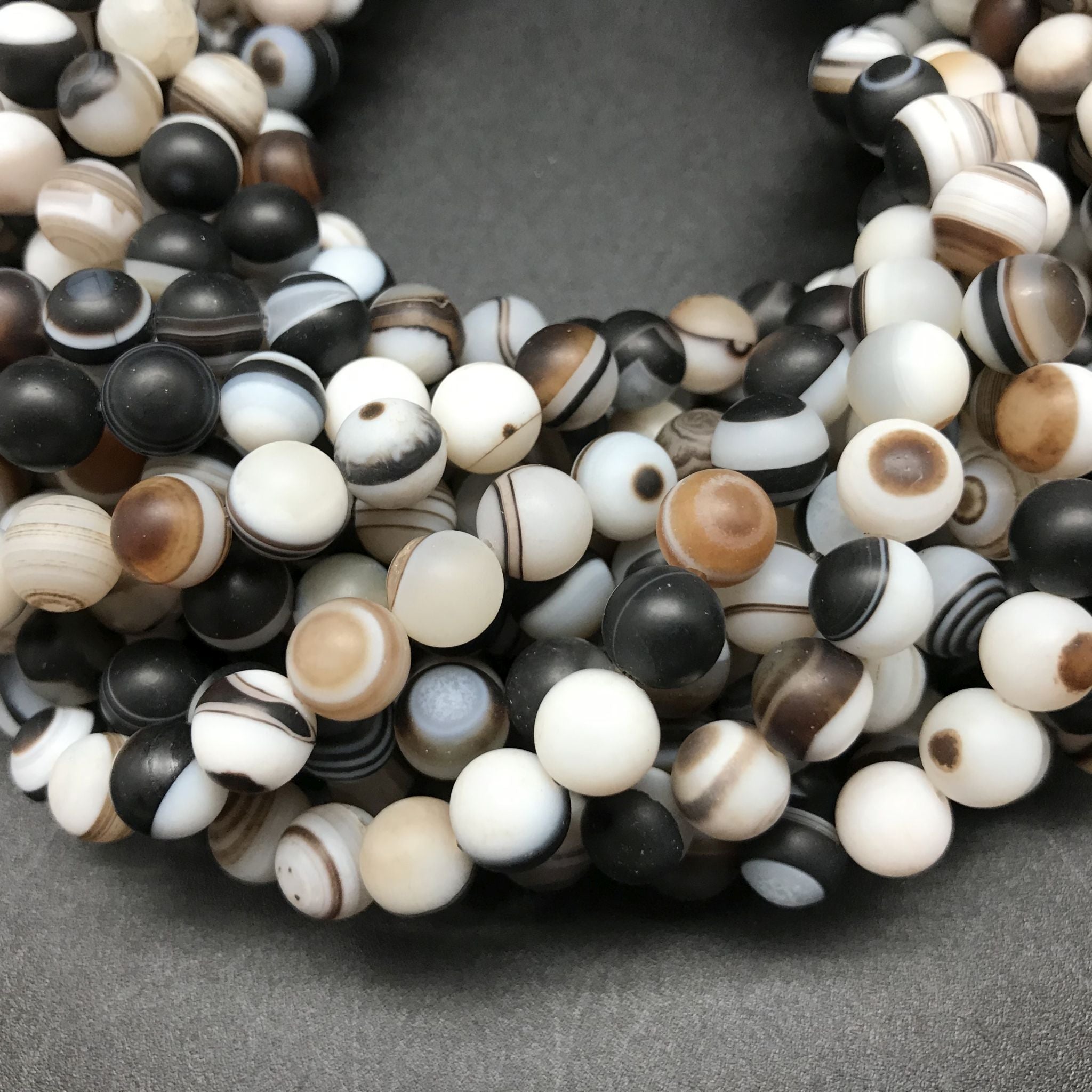 Dzi Agate Banded Round Beads - 8mm